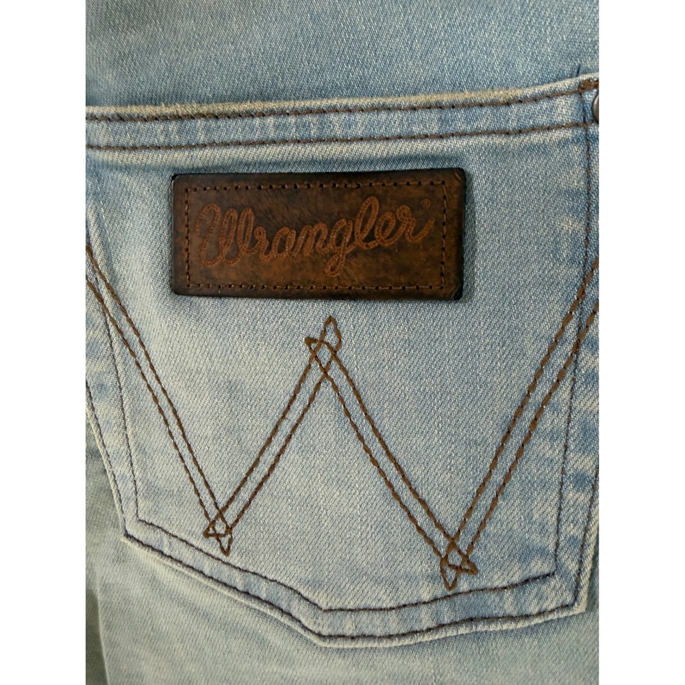 Wrangler Retro Green Jean Light Wash Distressed Bell Bottom Flare Jeans 29x34 - Picture 4 of 9